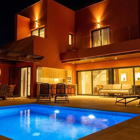 Privada De Lujo Con Piscina, Wabi Sabi Villa *