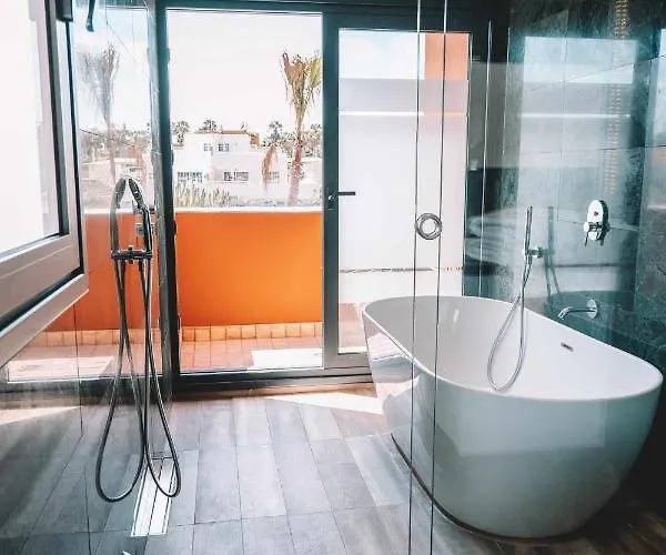 Privada De Lujo Con Piscina, Wabi Sabi